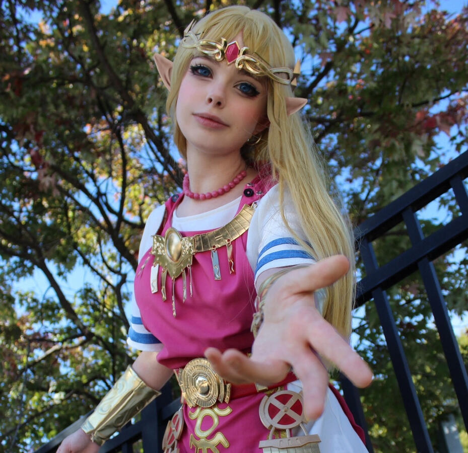 Princess Zelda; A Link Between Worlds/Super Smash Bros | Photo by @Jenniichii